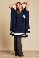 CozyChic® New York Yankees™ 3 in 1 Poncho